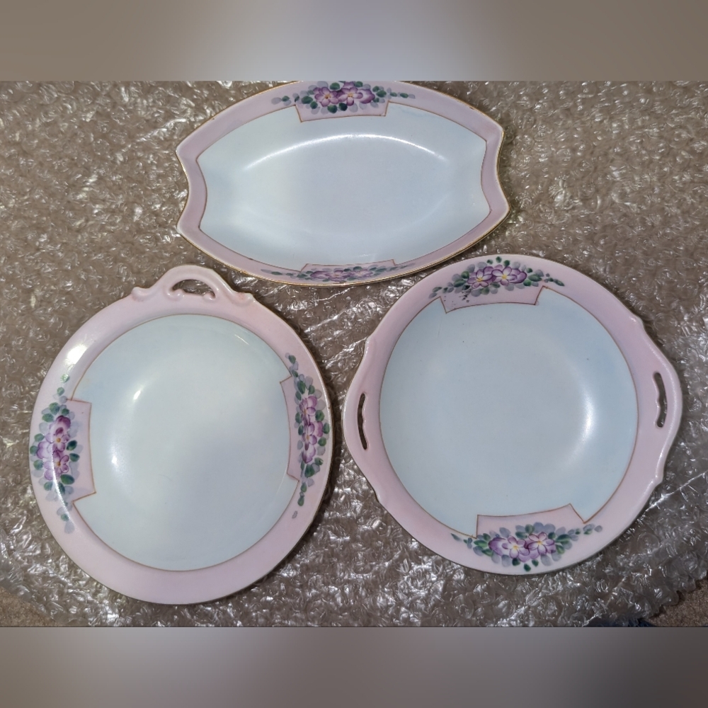 Beautiful & Elegant,Floral Porcelain 3 Dish Set.Hand Painted!Vintage Meito China